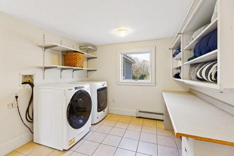 183 Mountain Road Falmouth ME 04105