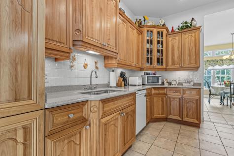 6 Midnight Way Gorham ME 04038