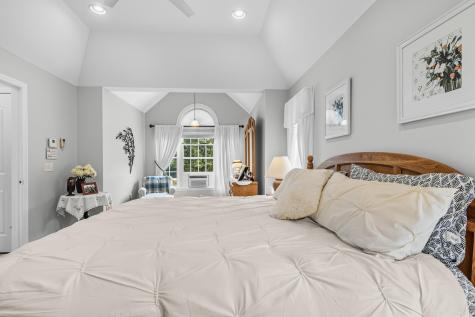 6 Midnight Way Gorham ME 04038