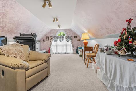 6 Midnight Way Gorham ME 04038