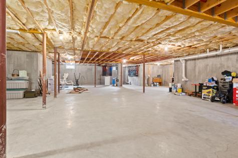 6 Midnight Way Gorham ME 04038