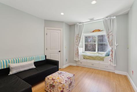 1 Cardinal Lane Cape Elizabeth ME 04107