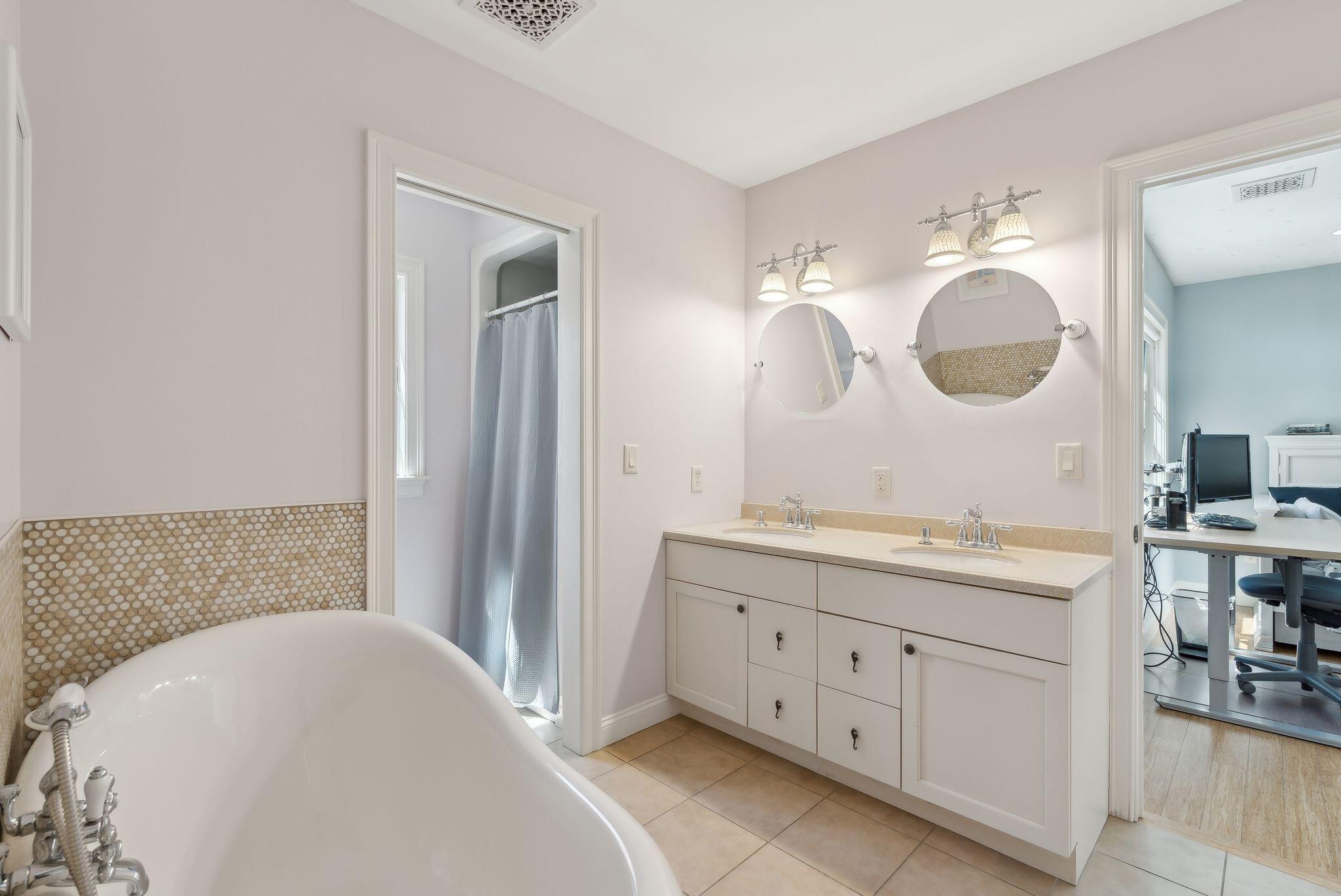 1 Cardinal Lane Cape Elizabeth ME 04107