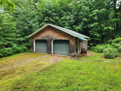 18 Emmons Road Livermore ME 04253