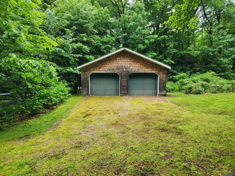 18 Emmons Road Livermore ME 04253