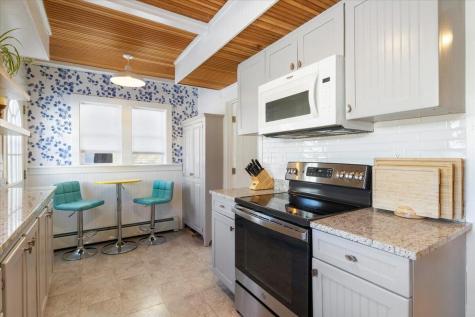 10 Lower Beach Road Saco ME 04072