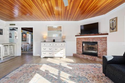 10 Lower Beach Road Saco ME 04072