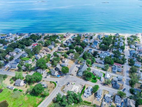 10 Lower Beach Road Saco ME 04072