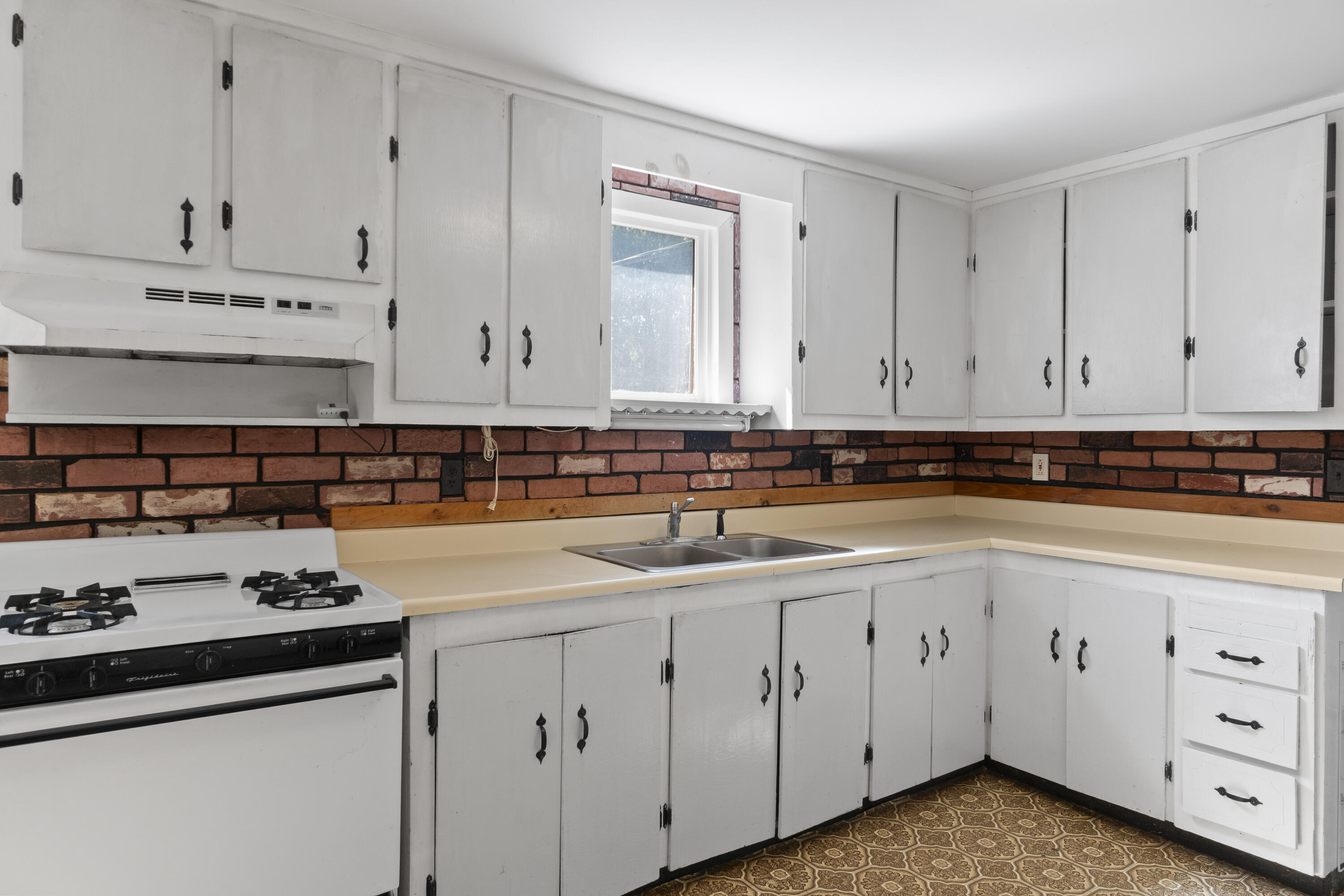 19 Windy Meadows Drive Manchester ME 04351