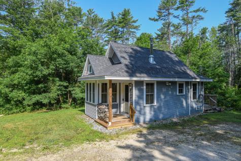 16 Dawes Hill Road Harrison ME 04040