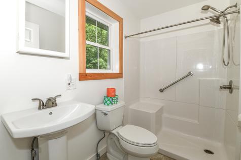 16 Dawes Hill Road Harrison ME 04040