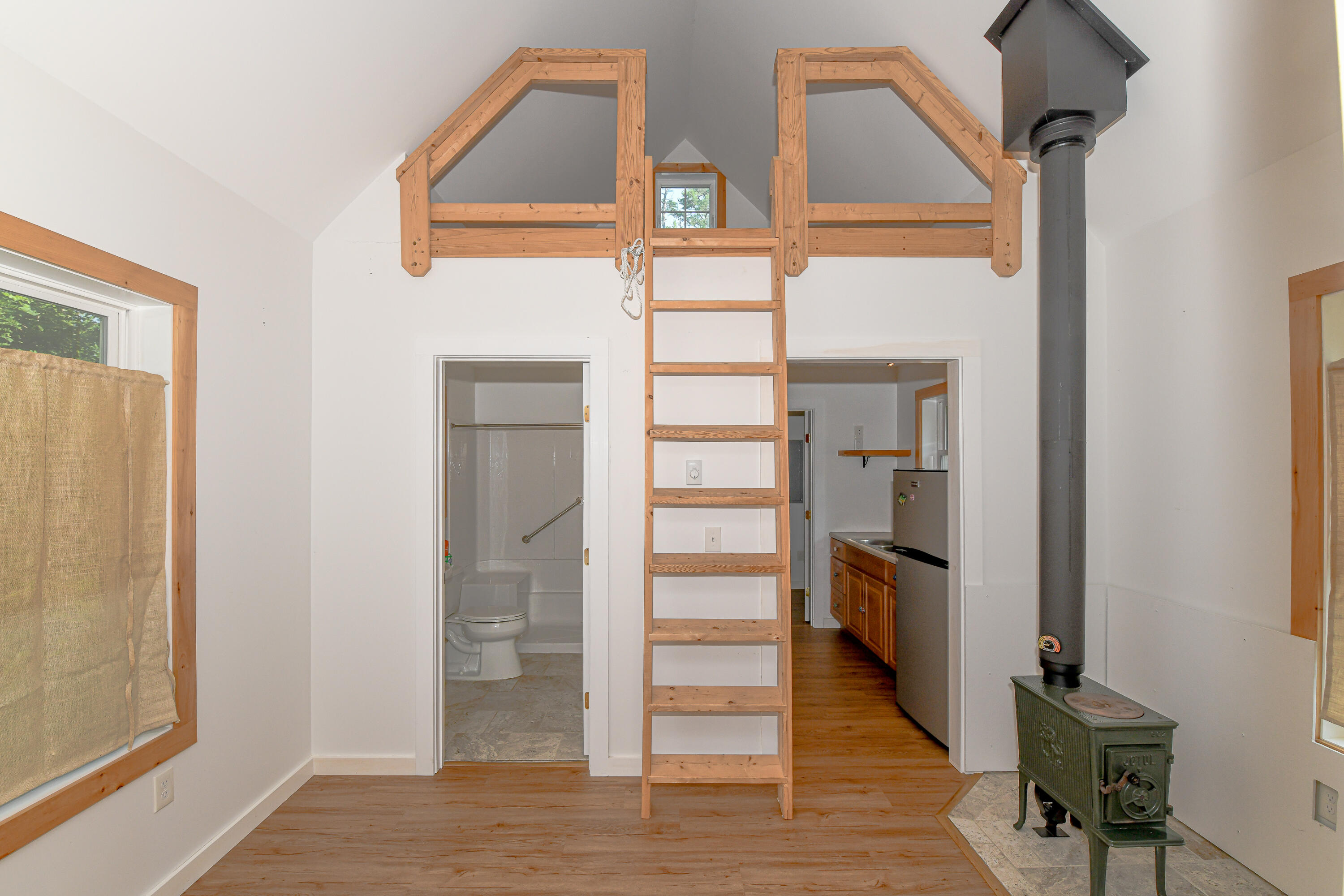 16 Dawes Hill Road Harrison ME 04040