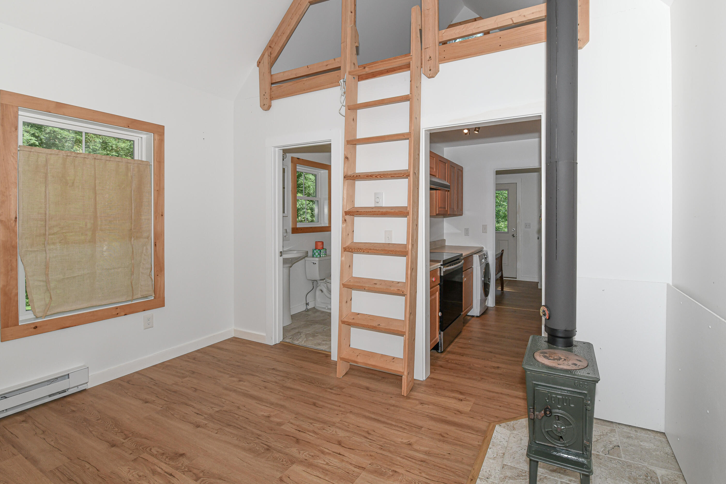 16 Dawes Hill Road Harrison ME 04040