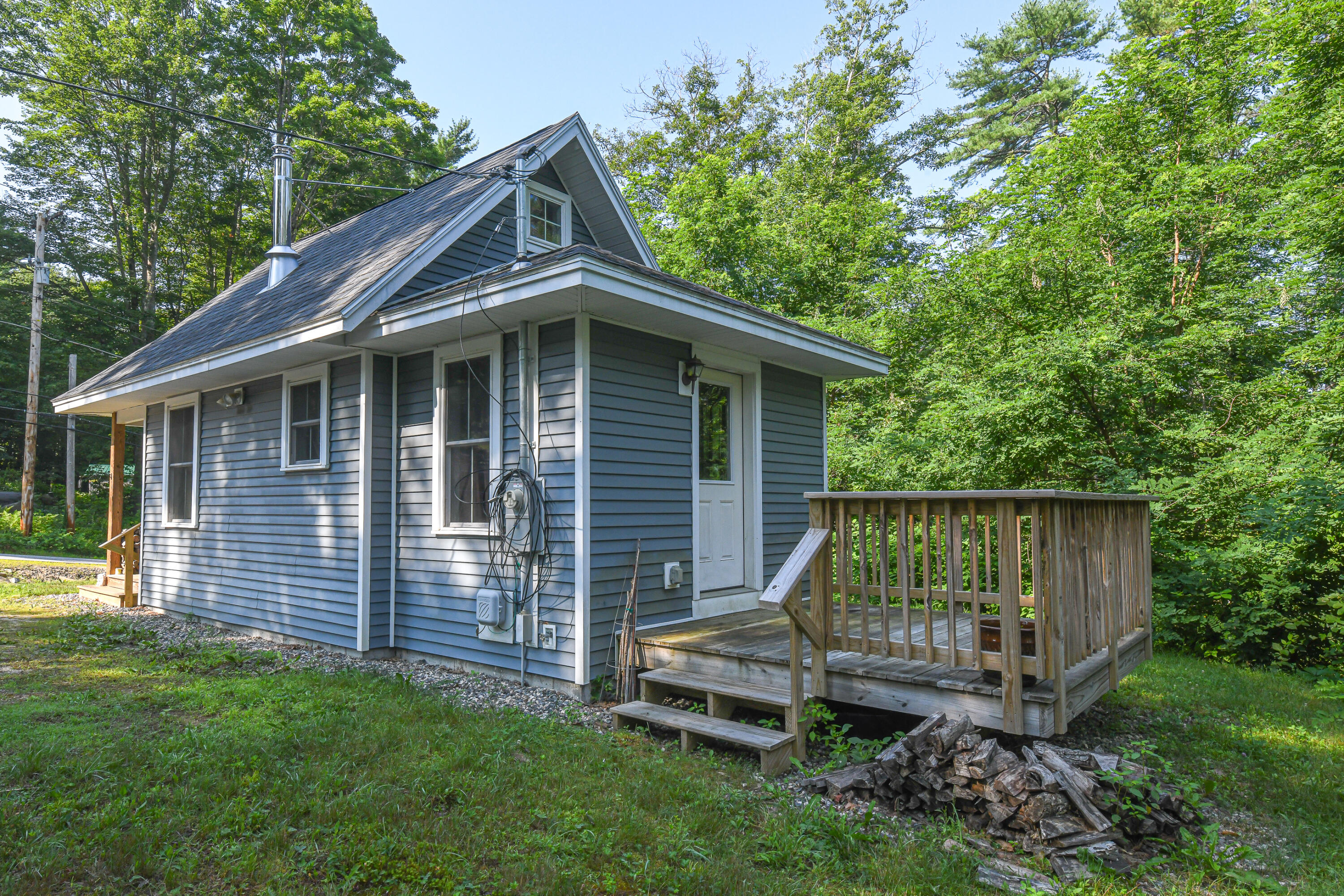 16 Dawes Hill Road Harrison ME 04040