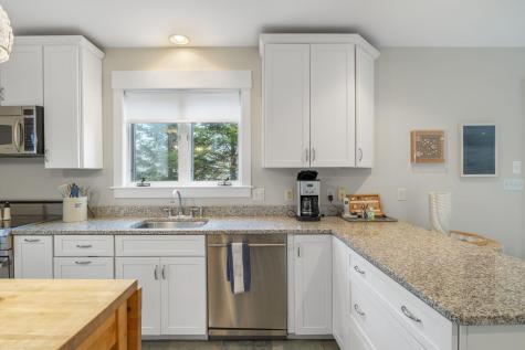 4 Oak Street Kennebunk ME 04043
