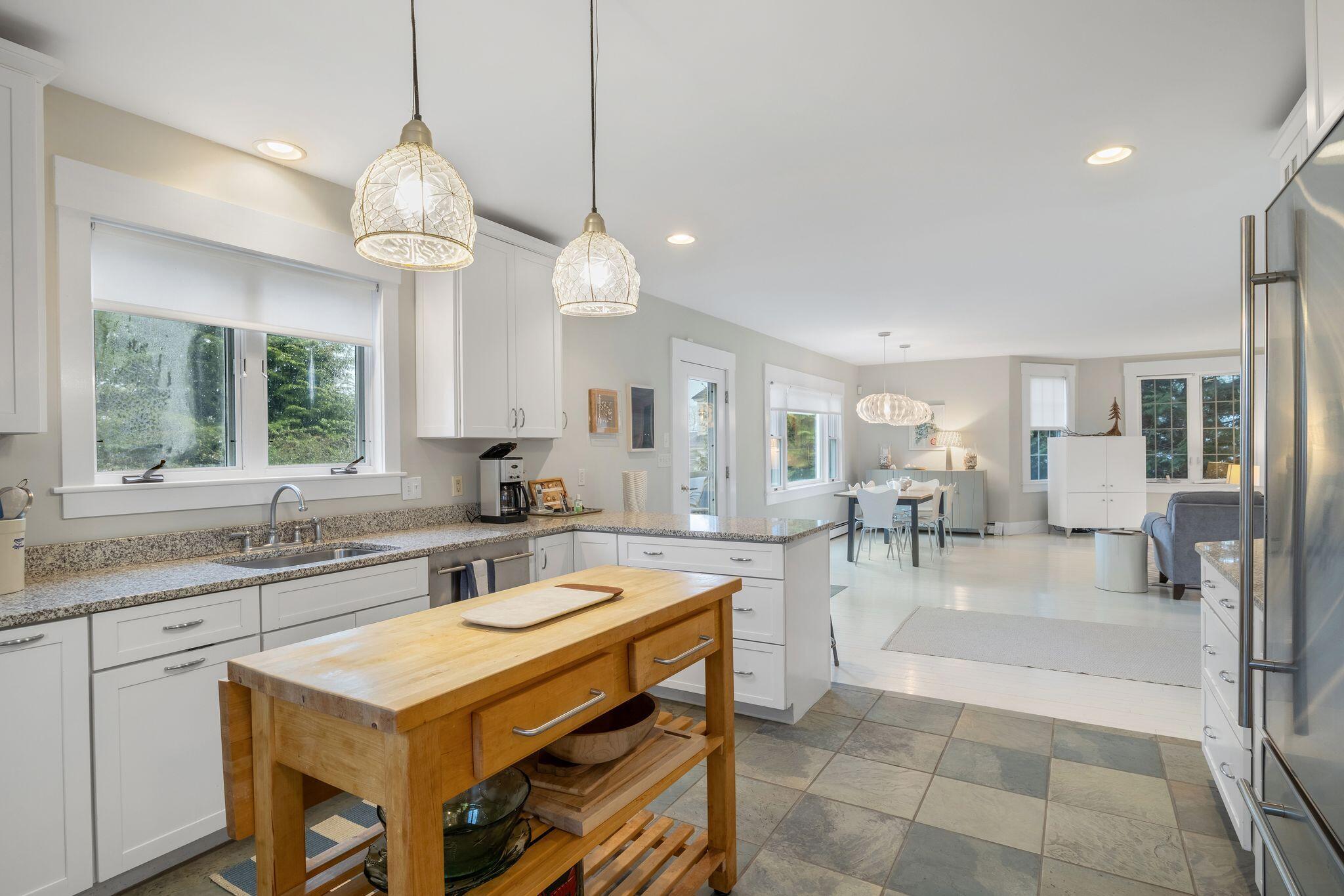 4 Oak Street Kennebunk ME 04043