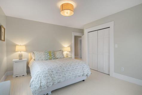 4 Oak Street Kennebunk ME 04043