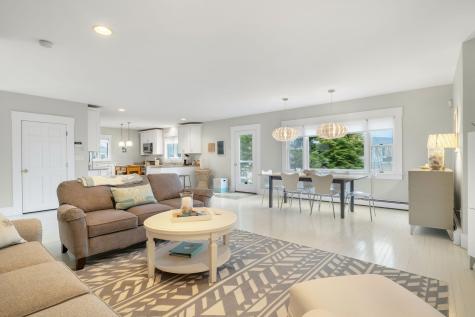 4 Oak Street Kennebunk ME 04043