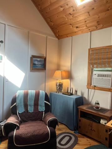 24 Hill Lane Beddington ME 04622