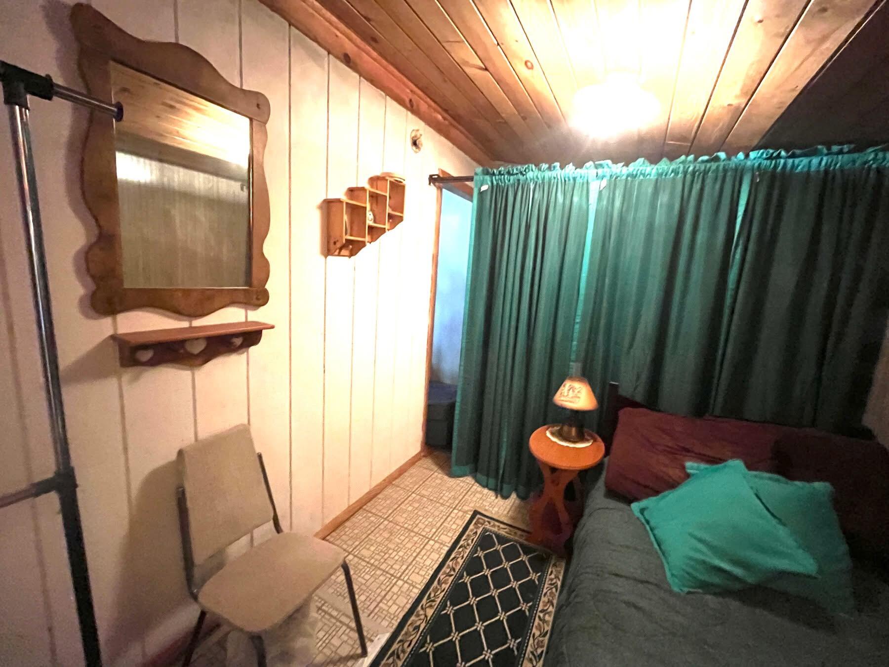 24 Hill Lane Beddington ME 04622