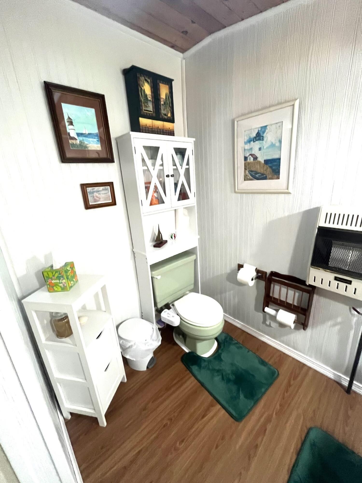 24 Hill Lane Beddington ME 04622