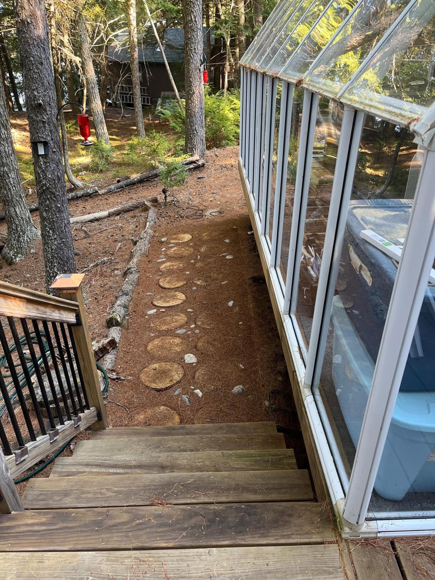 24 Hill Lane Beddington ME 04622