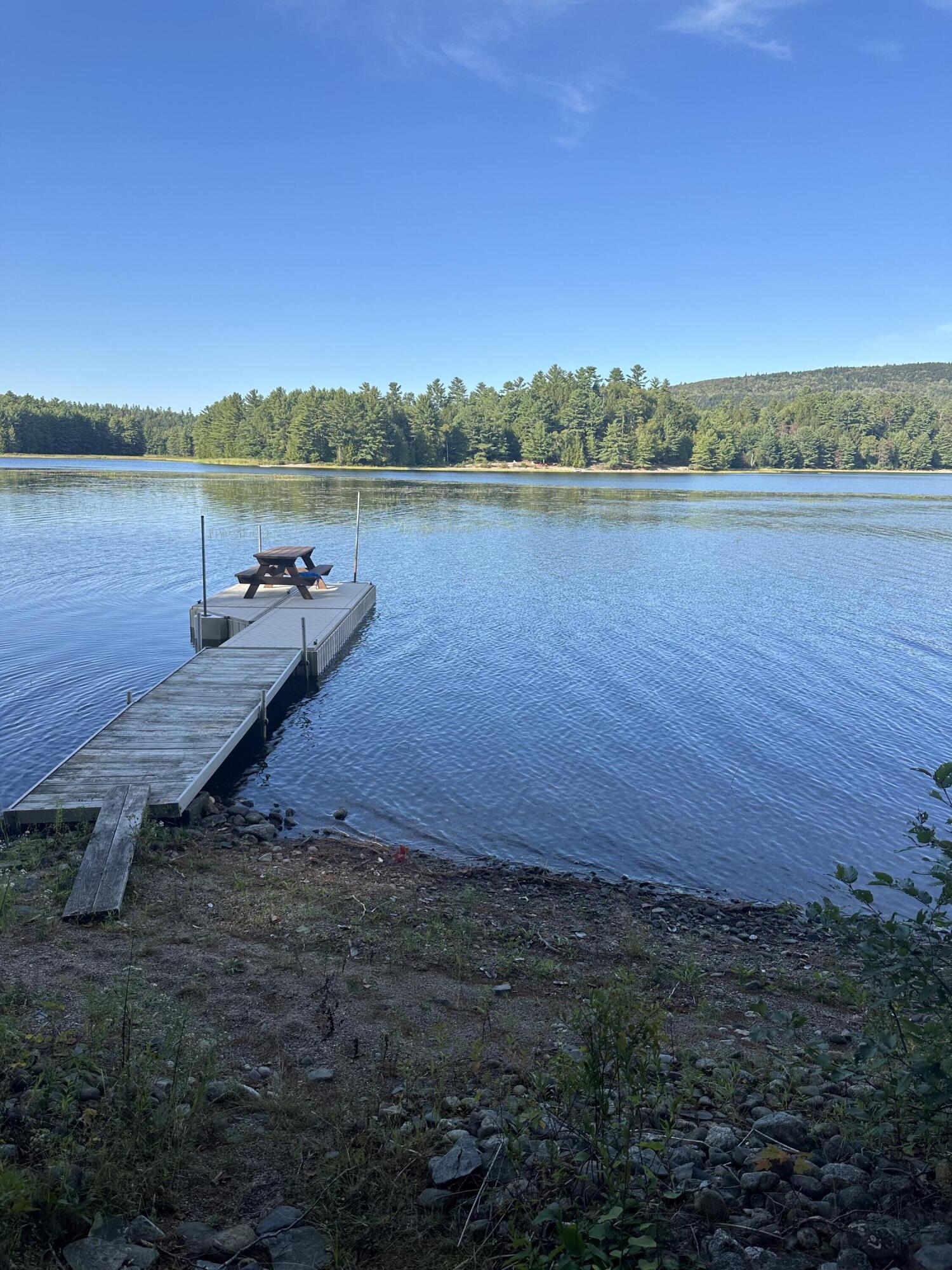 24 Hill Lane Beddington ME 04622