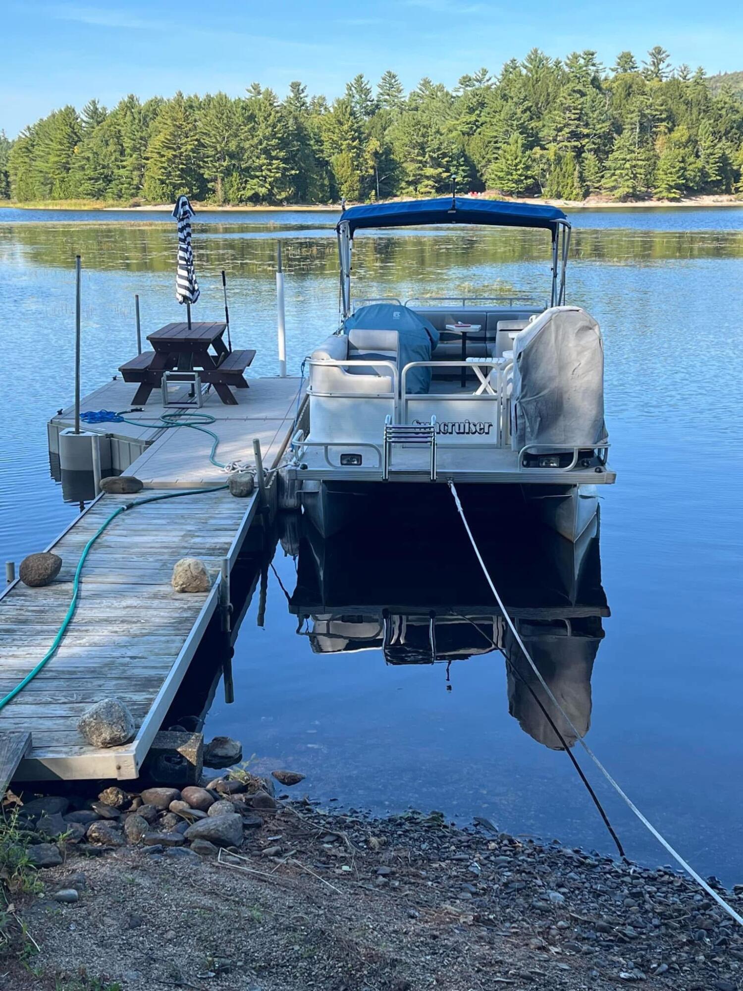 24 Hill Lane Beddington ME 04622