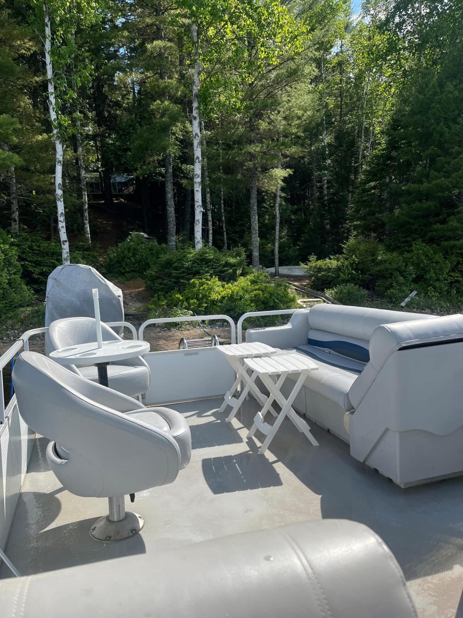 24 Hill Lane Beddington ME 04622