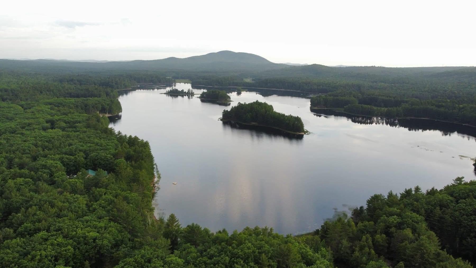 24 Hill Lane Beddington ME 04622