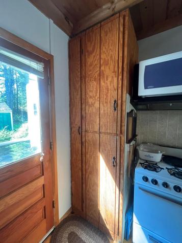 24 Hill Lane Beddington ME 04622