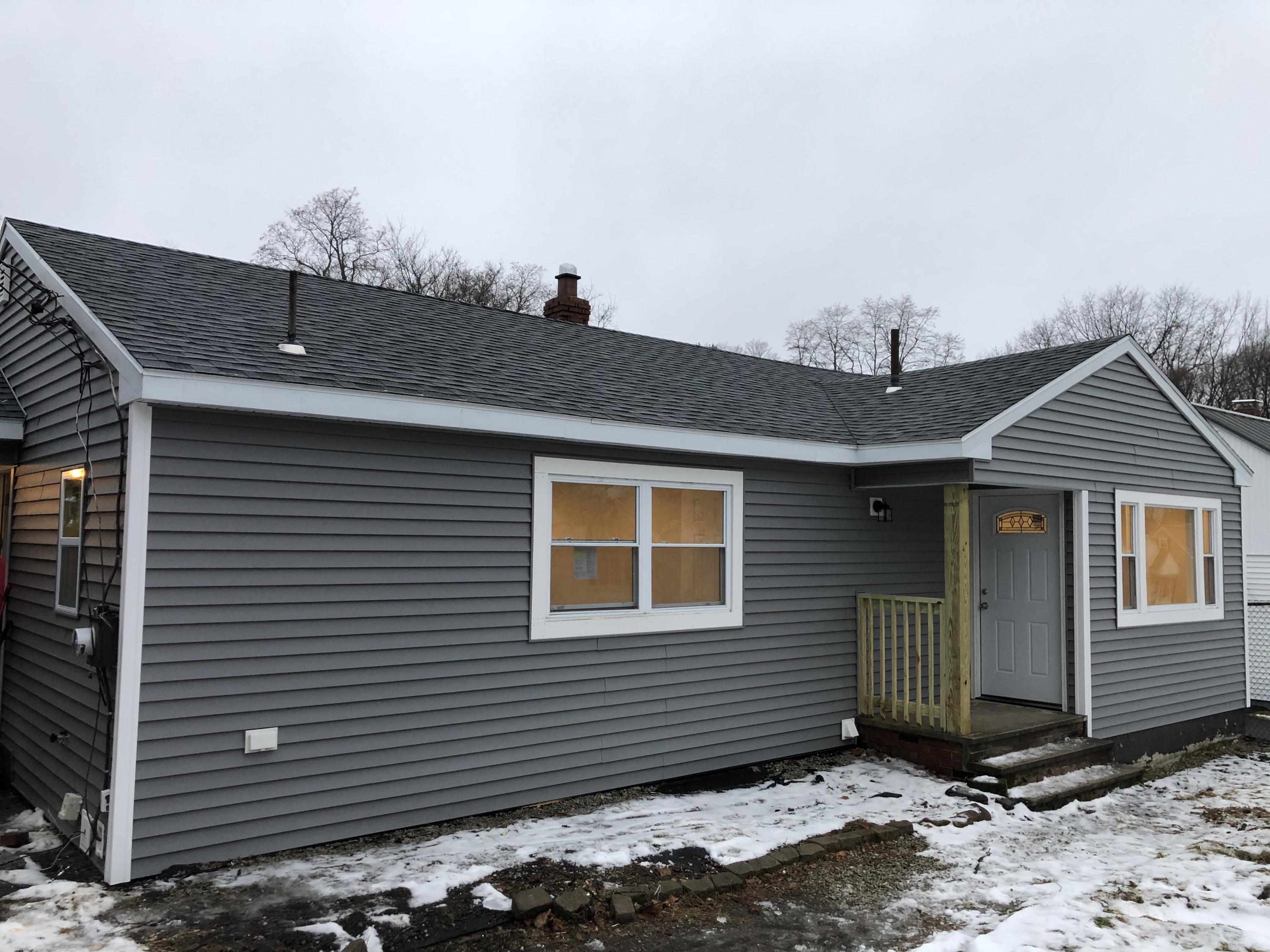 79 Tampa Street Lewiston ME 04240