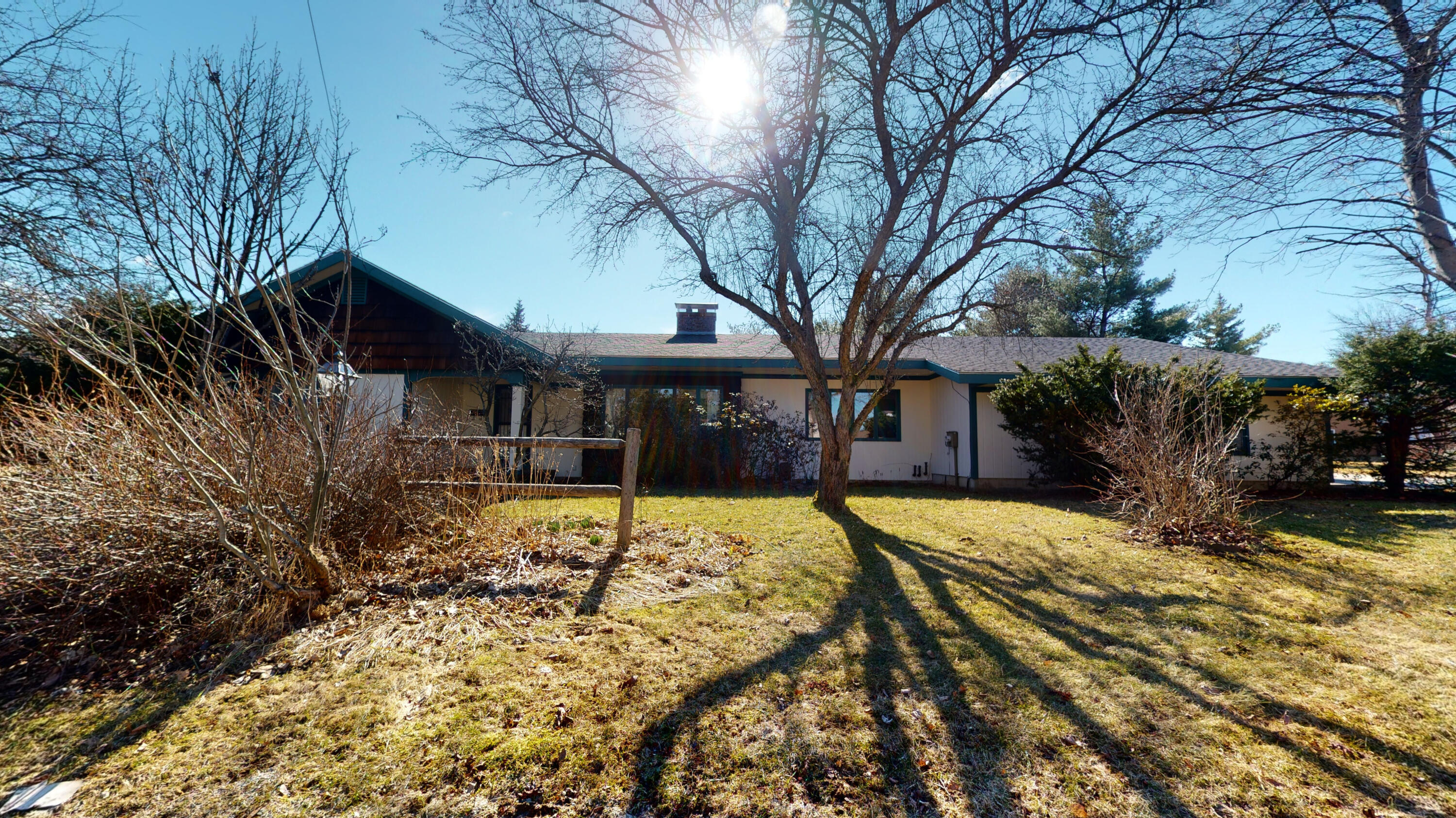 31 Robinson Gardens Lewiston ME 04240
