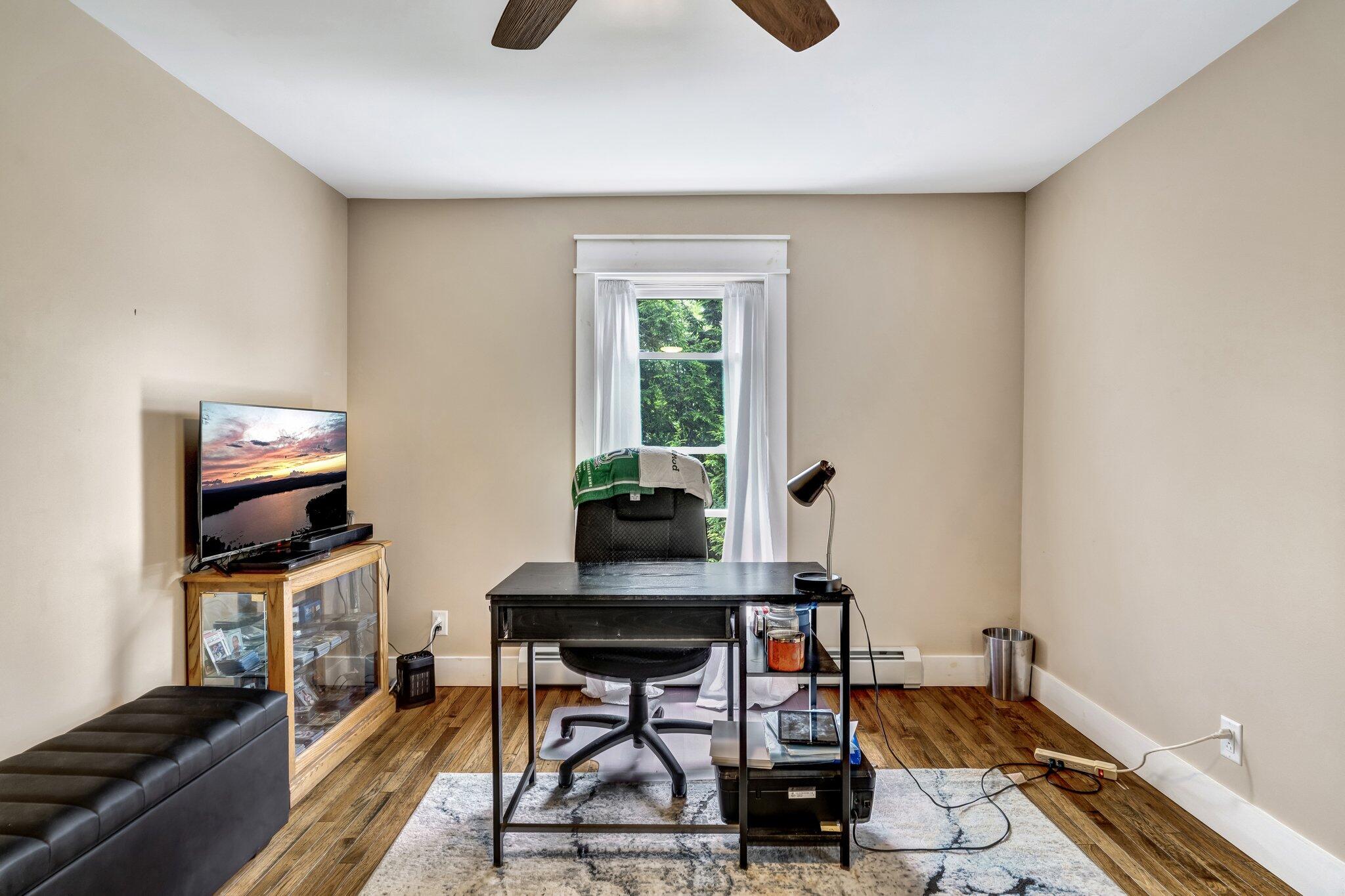 727 Hammond Street Bangor ME 04401