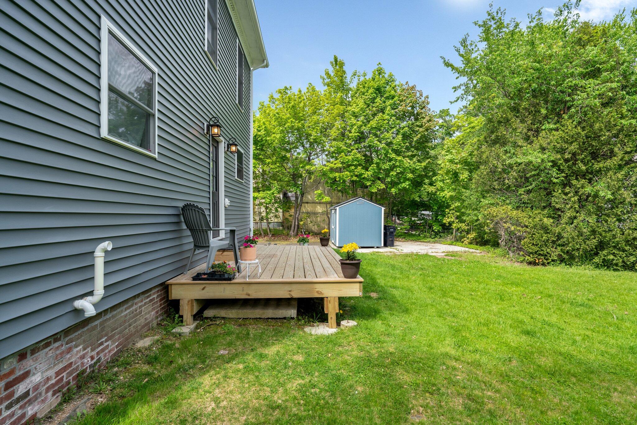 727 Hammond Street Bangor ME 04401