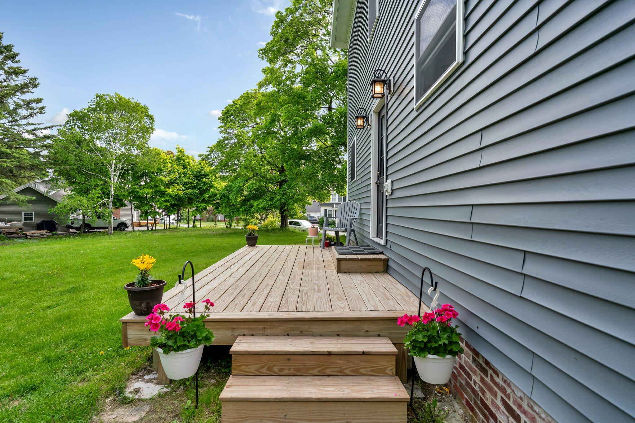 727 Hammond Street Bangor ME 04401