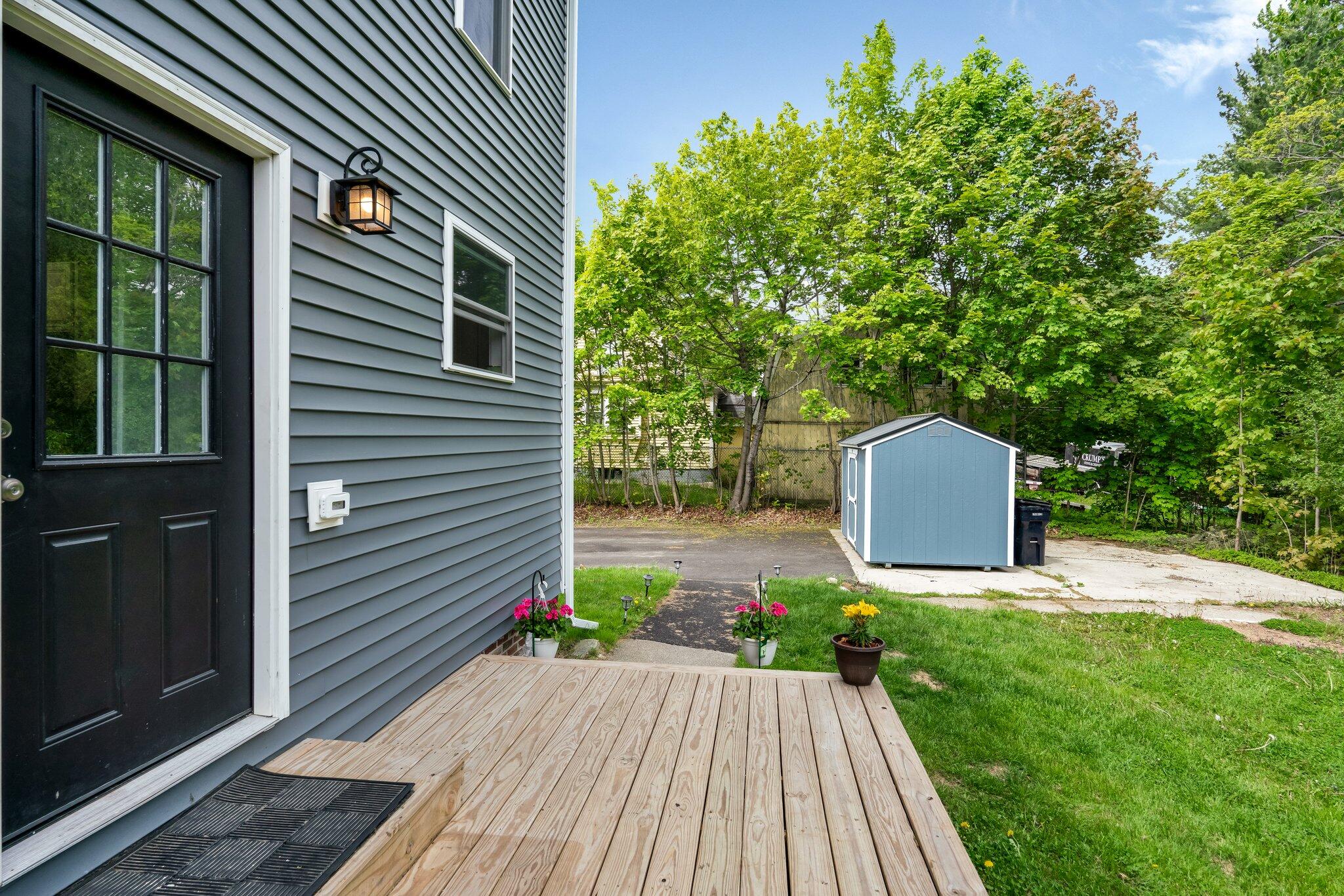 727 Hammond Street Bangor ME 04401