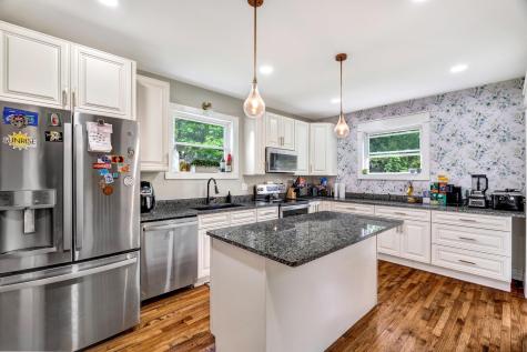 727 Hammond Street Bangor ME 04401