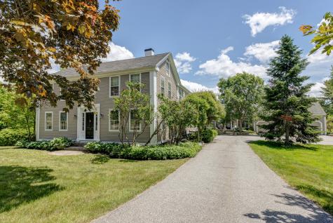199 Middle Road Falmouth ME 04105