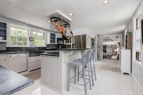 199 Middle Road Falmouth ME 04105