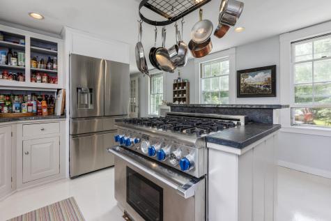 199 Middle Road Falmouth ME 04105