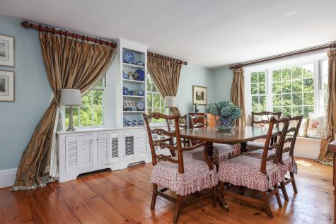 199 Middle Road Falmouth ME 04105