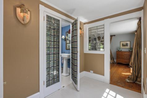 199 Middle Road Falmouth ME 04105
