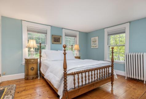 199 Middle Road Falmouth ME 04105