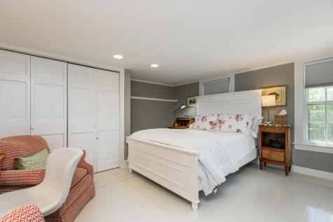 199 Middle Road Falmouth ME 04105