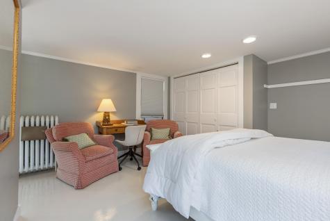 199 Middle Road Falmouth ME 04105