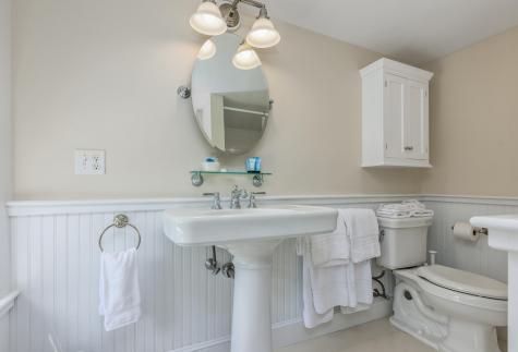 199 Middle Road Falmouth ME 04105