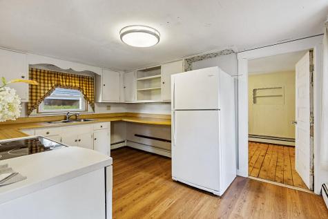 32 Murray Street Augusta ME 04330