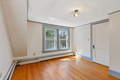 32 Murray Street Augusta ME 04330