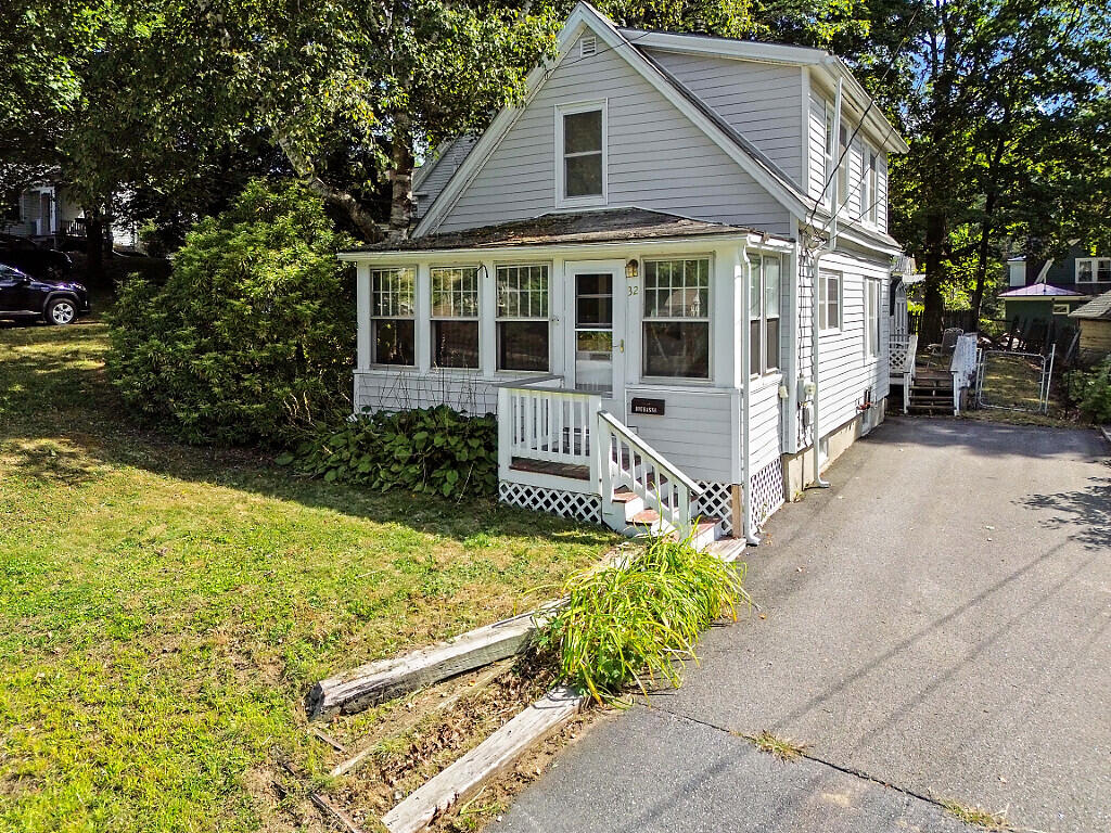 32 Murray Street Augusta ME 04330
